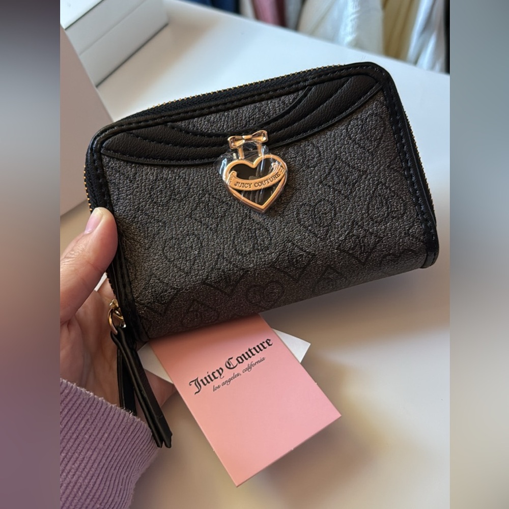Juicy Couture Precious Moment Wallet: Brand New